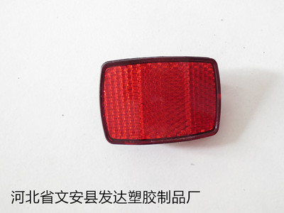 山地车座管尾灯 安全骑行的必备塑胶配件，型号与图片全解析